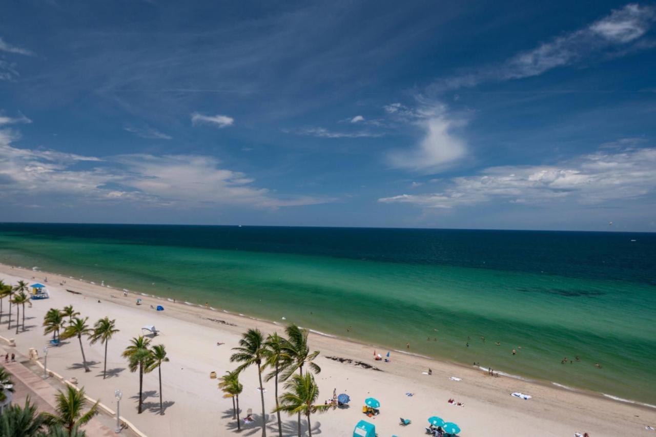 Отель Hollywood Beach Marriott Экстерьер фото