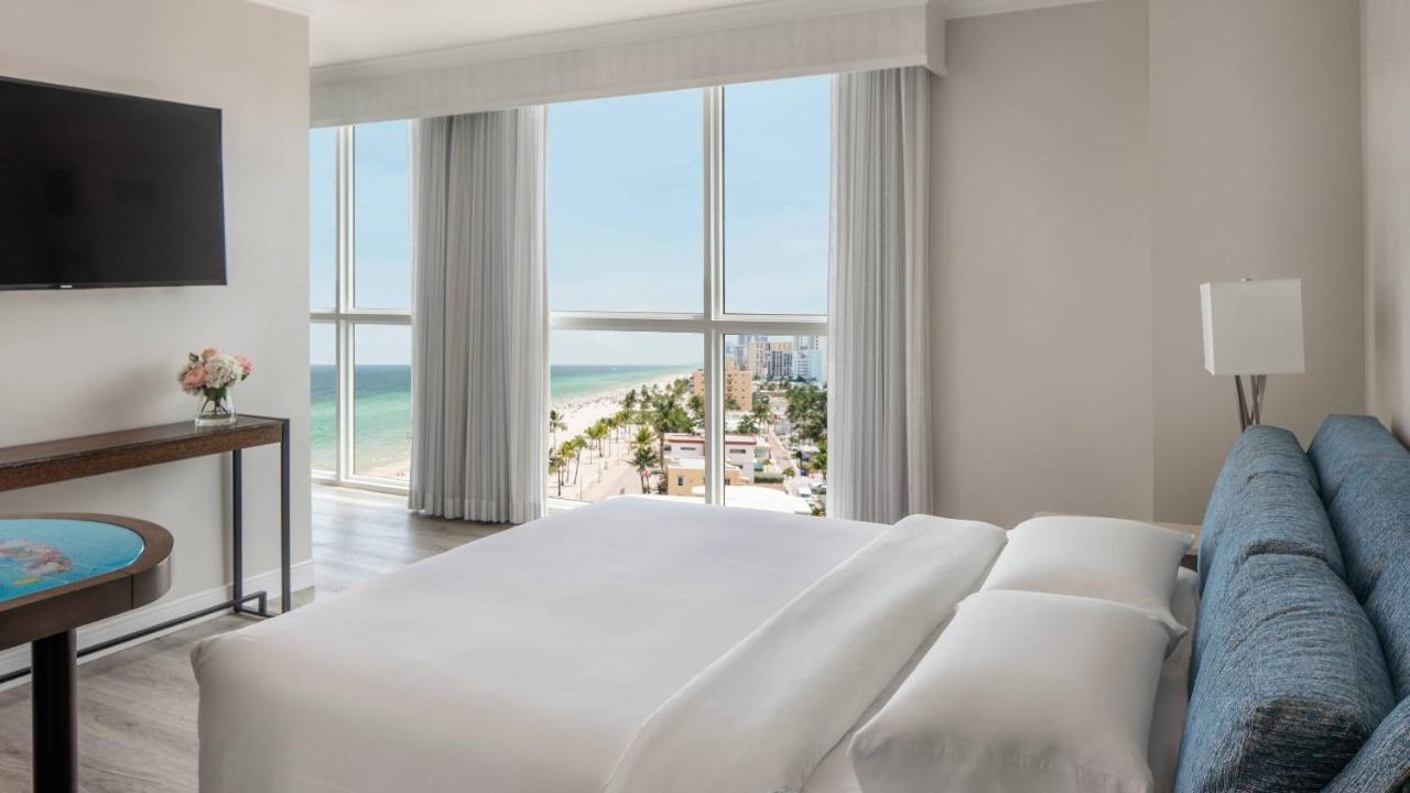 Отель Hollywood Beach Marriott Экстерьер фото